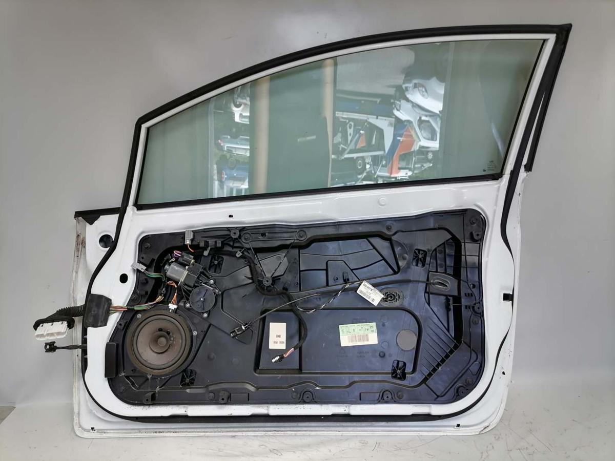 Ford Fiesta JA8 original Tür vorn rechts Fahrertür 3-Türer Frostweiß Bj.2009